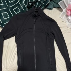 lululemon size 2 