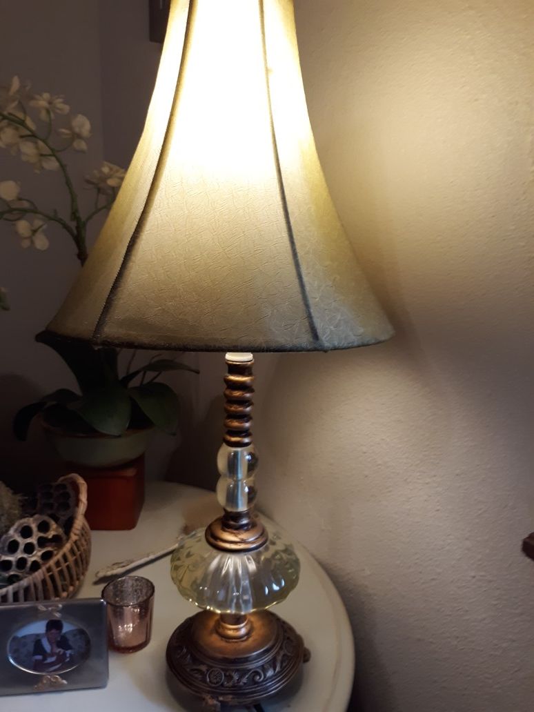 Vintage 1950's table lamp