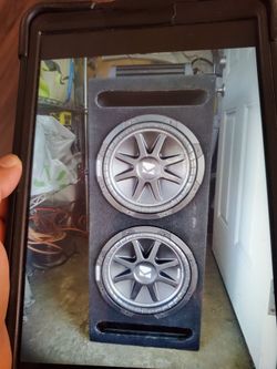 2 12" Kicker Comp subs (220$ firm