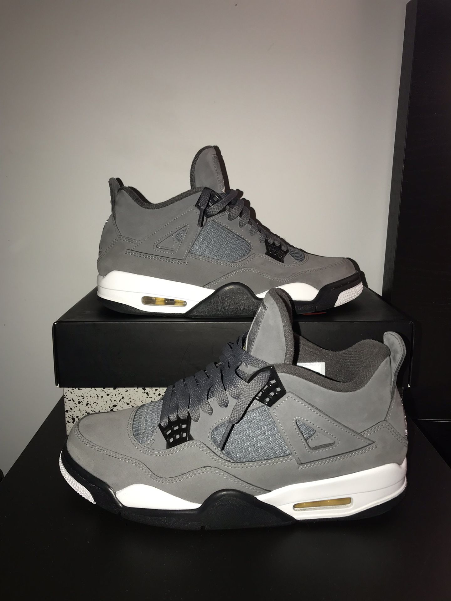 Jordan 4 Cool Grey
