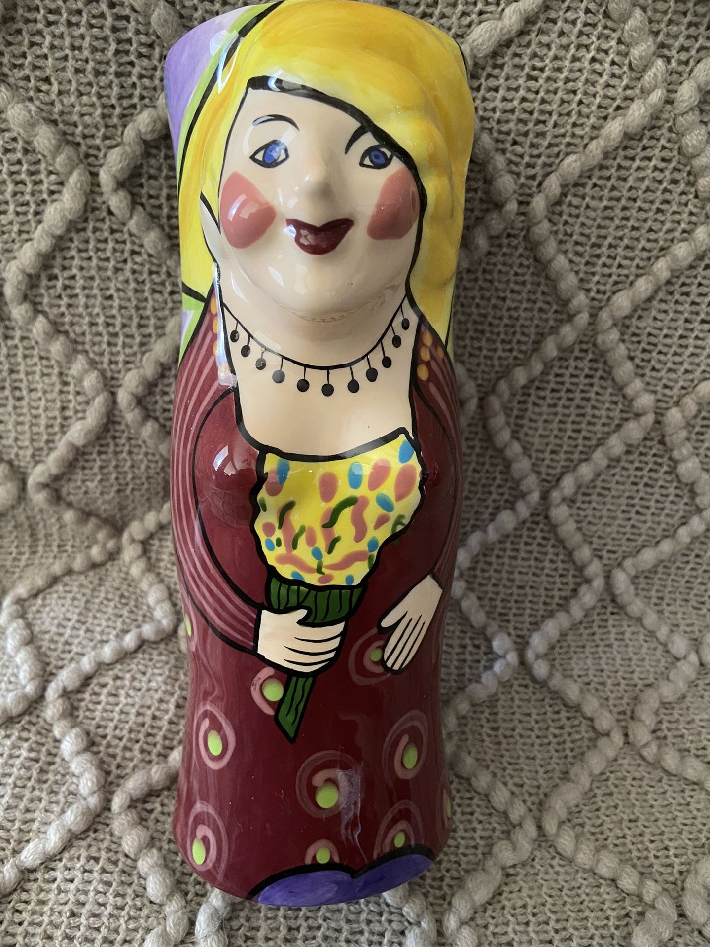 Charma McGovney Camarot ceramic collectible 3D digital 8” woman flower vase & a ceramic two sided heart included never used Reduced to ($15)