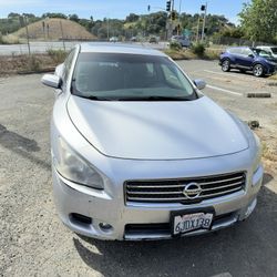 2009 Nissan Maxima