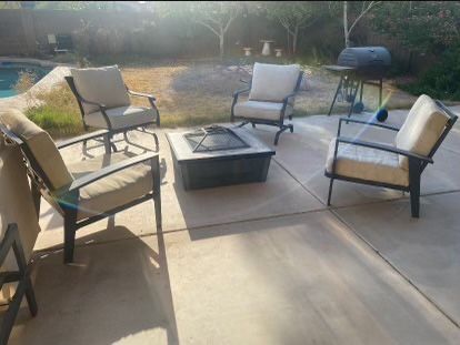 Patio Furniture W fireplace