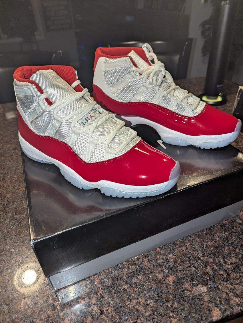 NIKE AIR JORDAN 11 CHERRY WHITE RED BLACK 2022 CT8012-116 SIZE 12 - IV, III, V