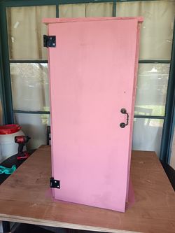 Storage cabinet