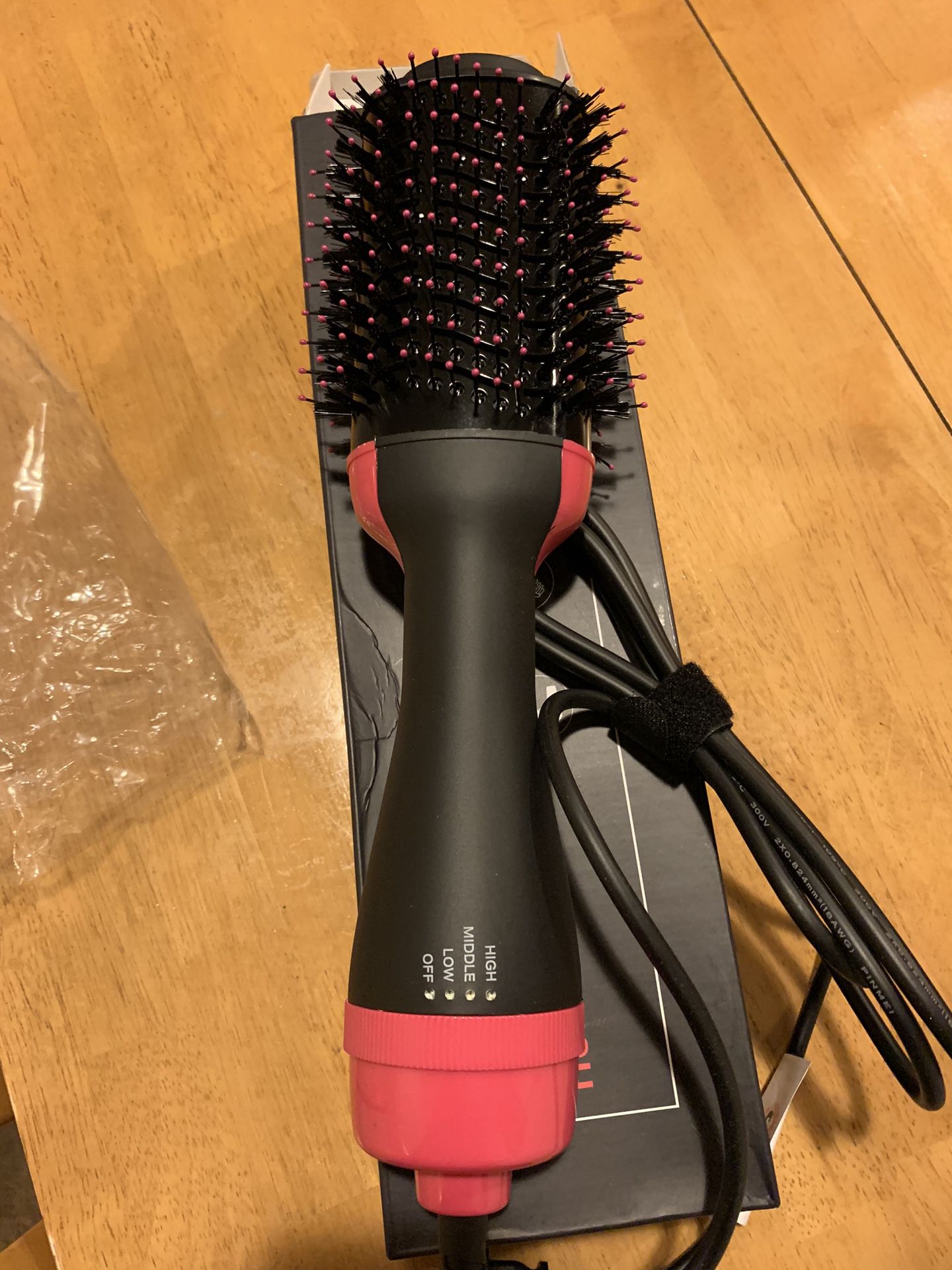 Hair Dryer Brush, 3 IN 1 Hot Air Brush with Straightening, Curling, Fast Drying, LED Indicator, 3 Settings, Painless One Step Hair Dryer & Volumizer