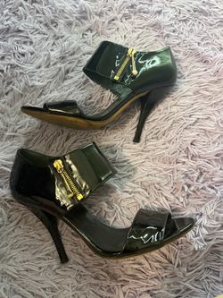 Gucci Black Patent Leather Open-Toe Heels with Gold Zipper