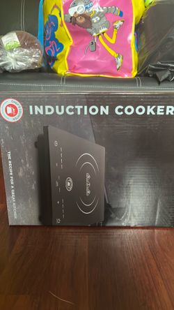 Chef’s Counter cookware and kitchen appliances