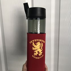 Gryffindor Quidditch Drink Bottle Container from Universal’s Harry Potter