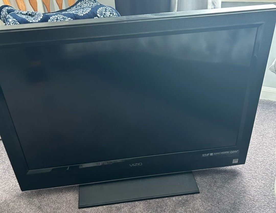 32" Vizio Tv