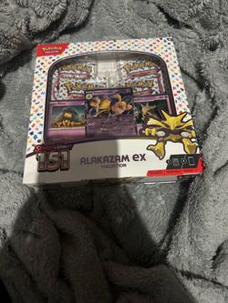 151 Alakazam EX box