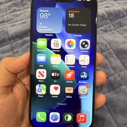 iPhone 15 Pro Unlocked 128GB with Airpods