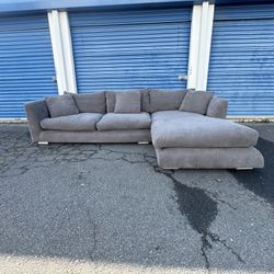 Mario Capasa sectional DELIVERY AVAILABLE! 🚚