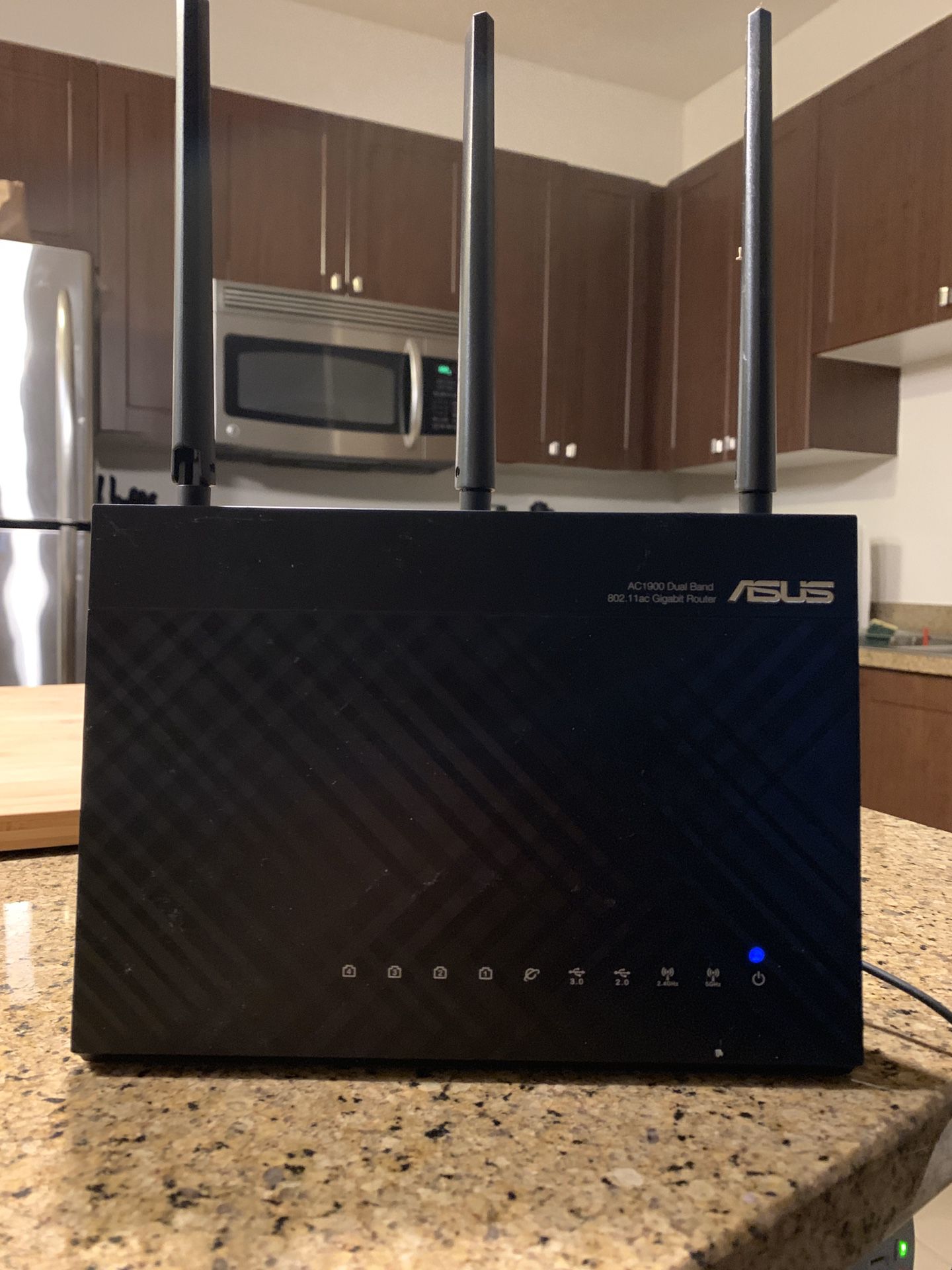 ASUS gigabit router RT-AC68u model