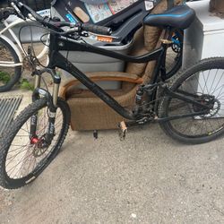 Trek Mountain Bike 