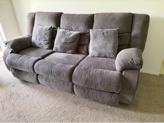 Reclining Couch & love seats