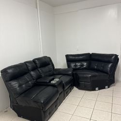 Black Leather Sofas 