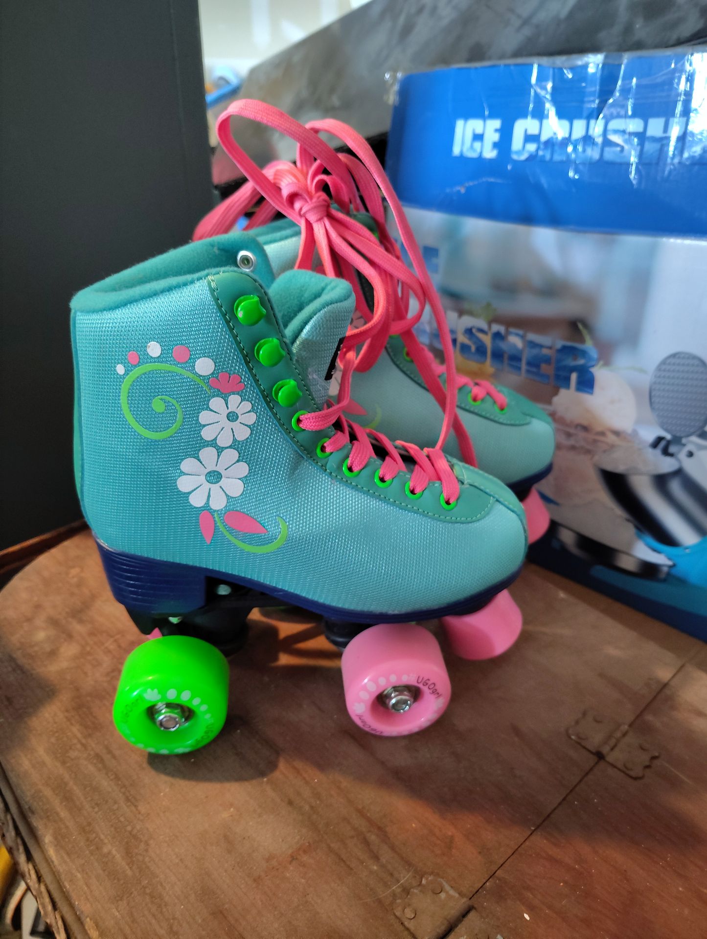 UGOgrl rollar skateing rink bought brand new from their shop for Sale ...