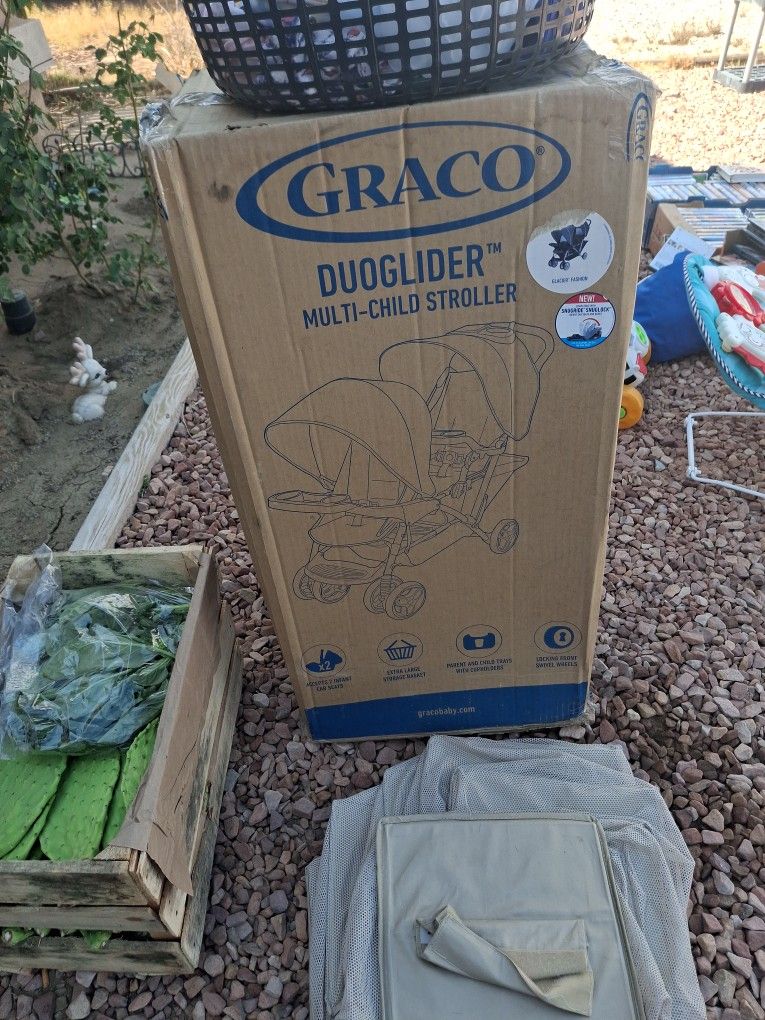 Graco Duoglider Multi-child Stroller New! Never Used!