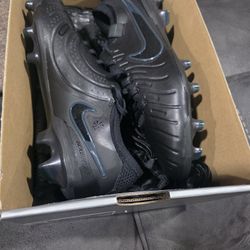 Soccer Cleats Nike Tiempo Legend 