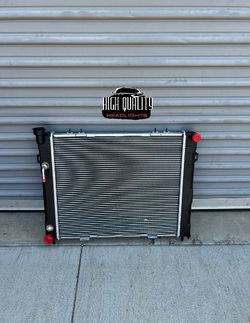 Jeep grand Cherokee 1993-1997 radiator