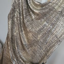 Golden long dress 👗 ✨️