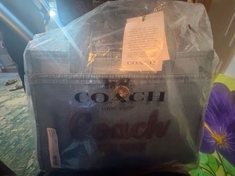 New Coach Large Purse/Bag