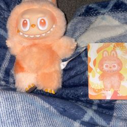 Big Into Energy Labubu 