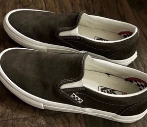 New Men Cans Size 10