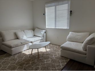 Decorner Boutique White Modula Sofa Chaise Sectional