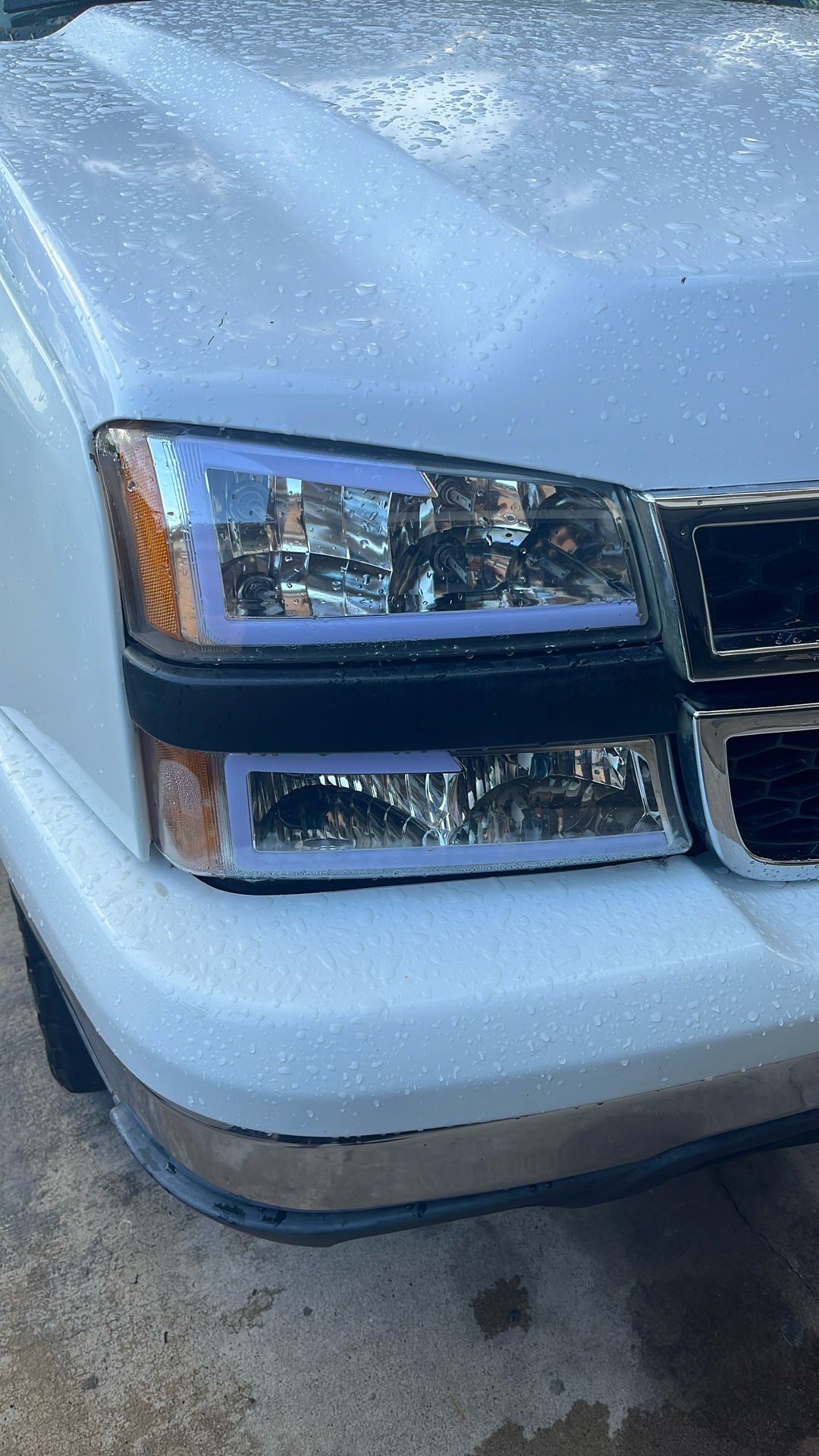 2003 chevy silverado headlights