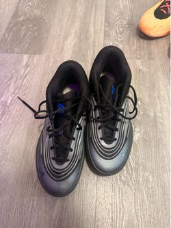 dame 10 basketball shoes