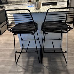 2 Stools