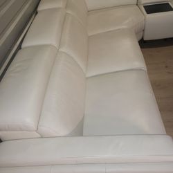 SECTIONAL GENUINE LEATHER RECLINER ELECTRIC WHITE AND .. DELIVERY SERVICE AVAILABLE 🚚💥💥✅