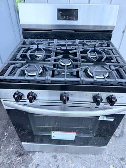 🔥 Frigidaire 5-Burner Gas Range