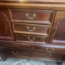 Stanley Furniture Dresser With 2 End Tables With White Marble Tops