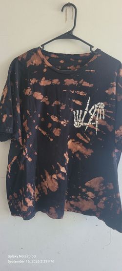Women's t shirt size xl