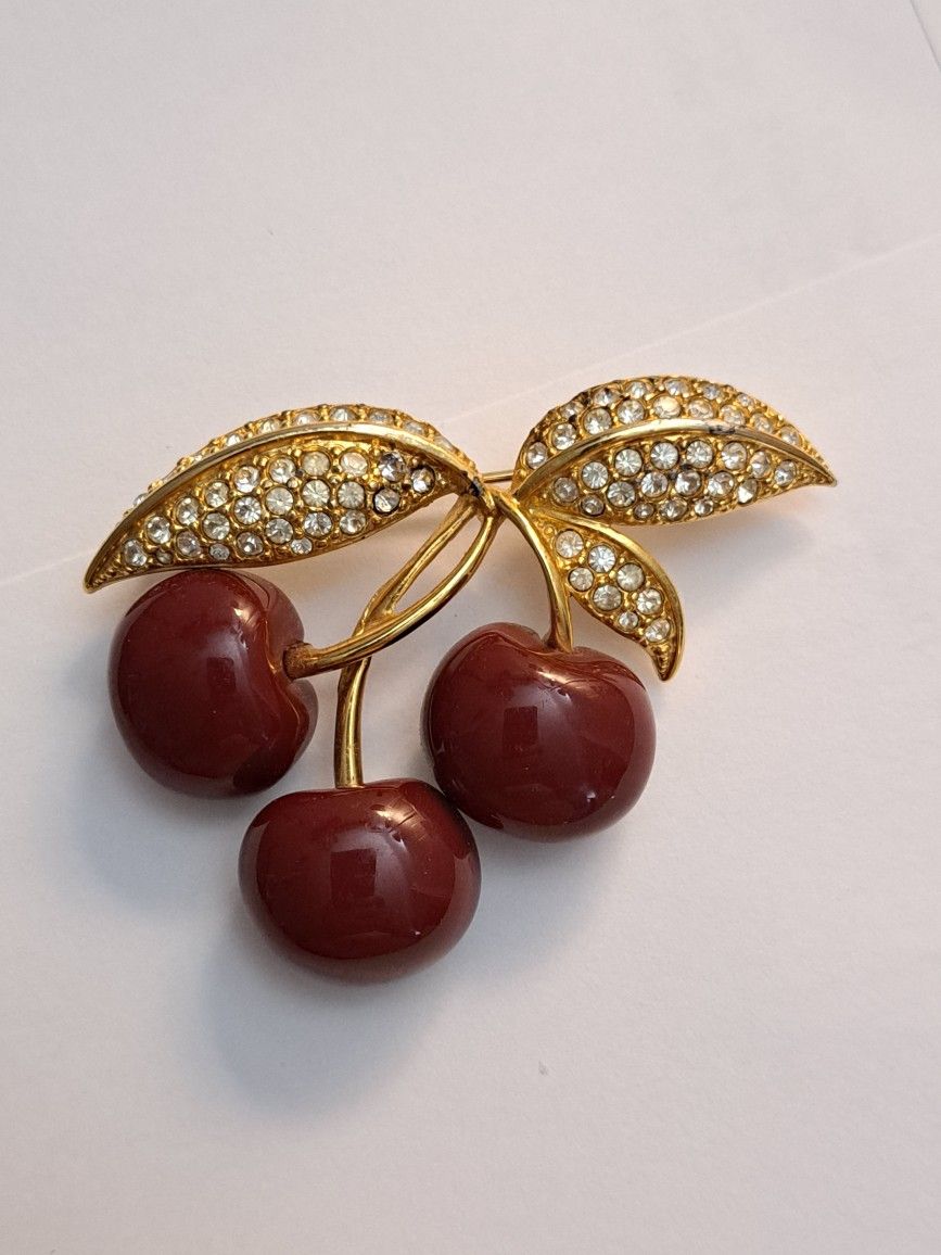 Vintage Joan Rivers Cherry Lucite Rhinestone Couture Gold tone Brooch Rare Find