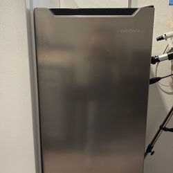 Refrigerator/ Freezer