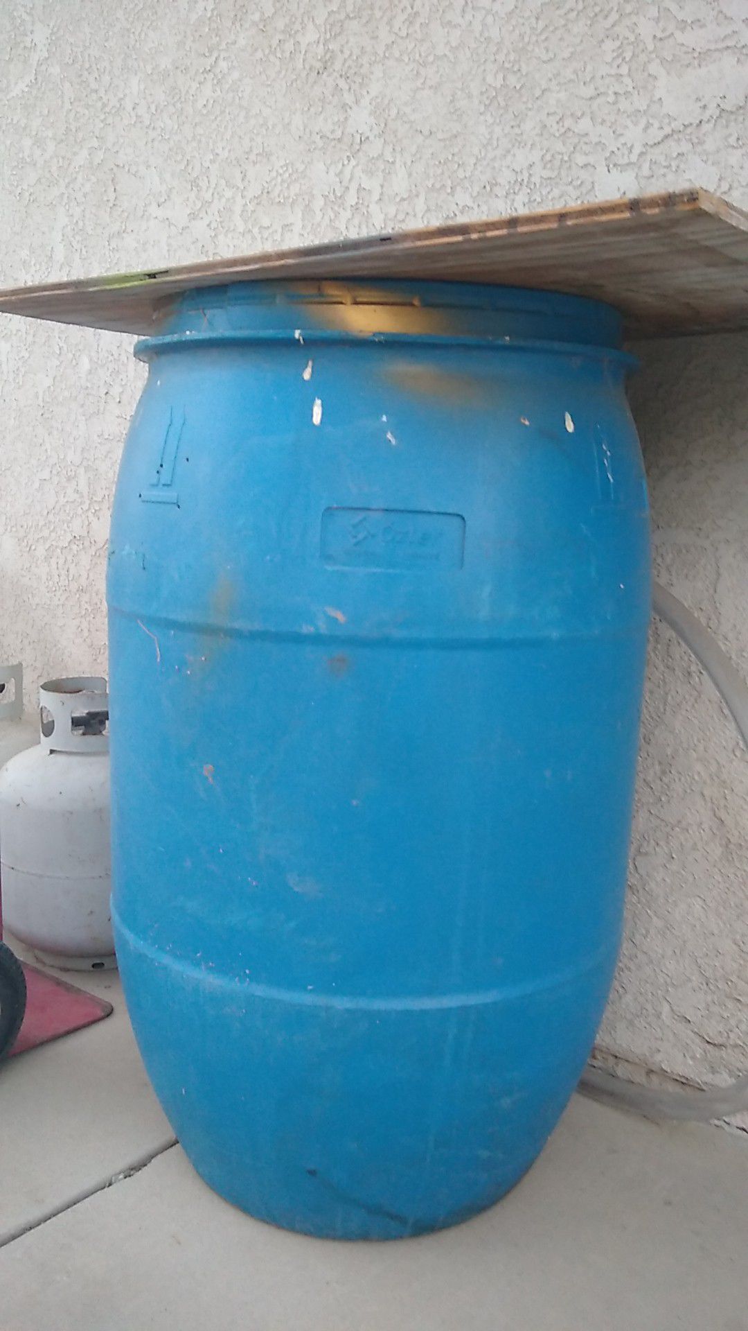 60 gallon barrel container