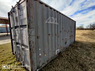 20ft Wind & Water Tight Shipping Containers For Sale