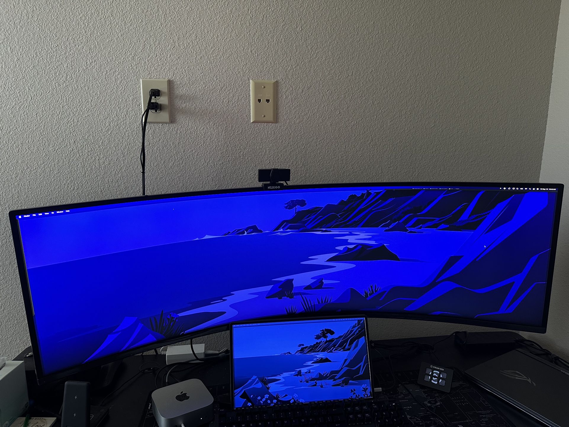 Samsung 49" Odyssey G9 1440p 240Hz 1000R Curved Gaming Monitor