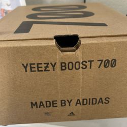 Easy Boost 700 Size 4