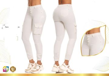 Jeans Colombianos 🇨🇴 En Gina's Intimates 