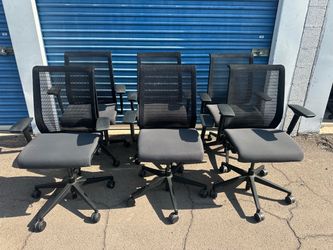 Steelcase think computer desk office chairs
