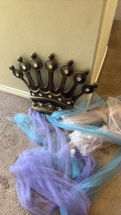 Crown Decoration