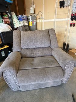 Brown Oversized Recliner Chair