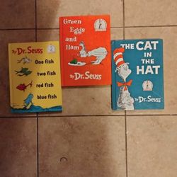 3 Dr. SEUSS books For Children. 