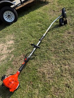 ECHO
21.2 cc Gas 2-Stroke Lawn Edger