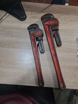 Vintage Ridgid Heavy Duty 18' and 14' pipe wrenches